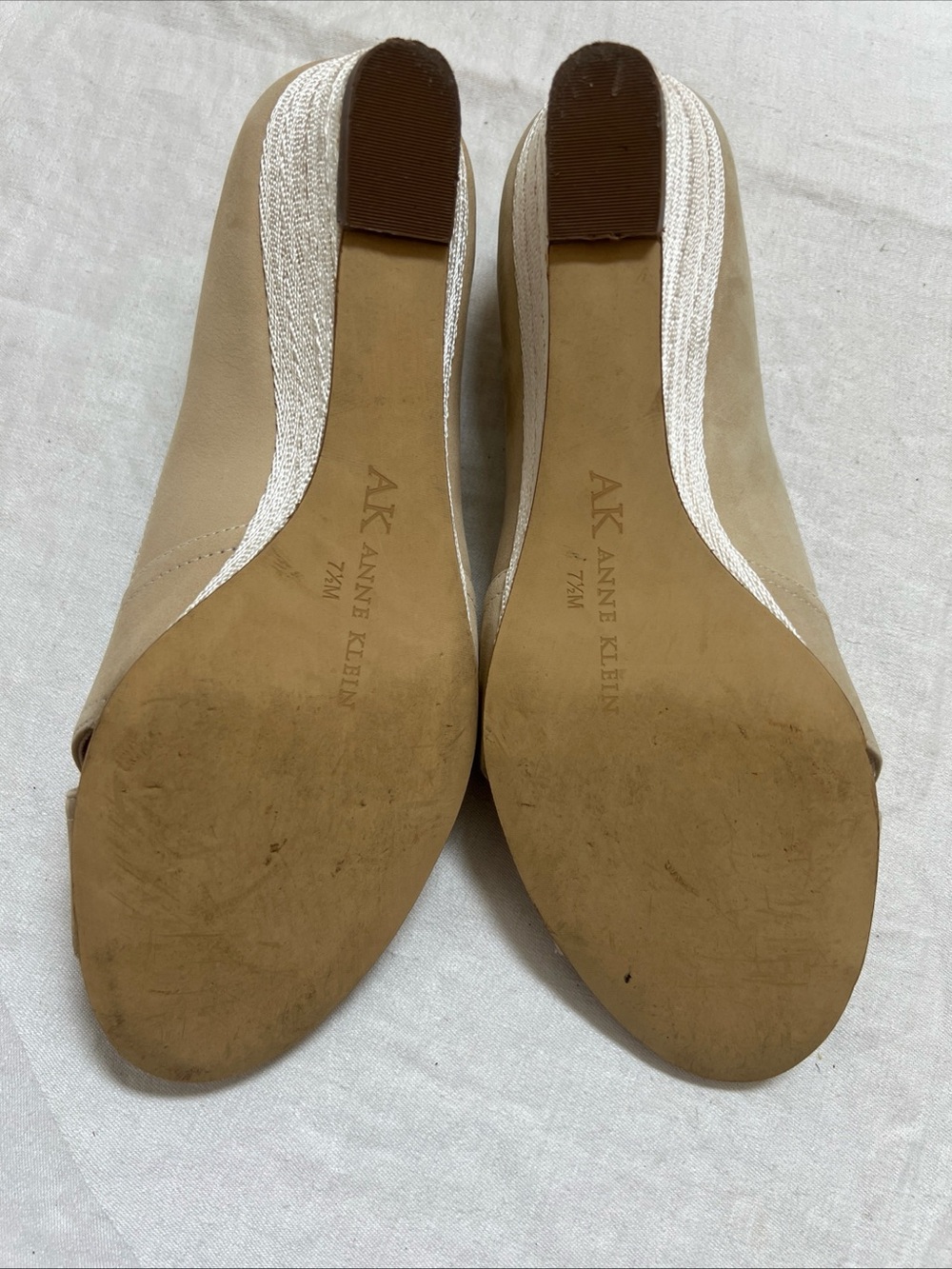 Anne Klein Women's AKDUGAN Wedge Heel Cream Natural Nubuck 7 1/2M Leather Upper - Picture 7 of 16